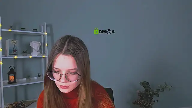 caroline eclipse online show from December 14, 9:58 am