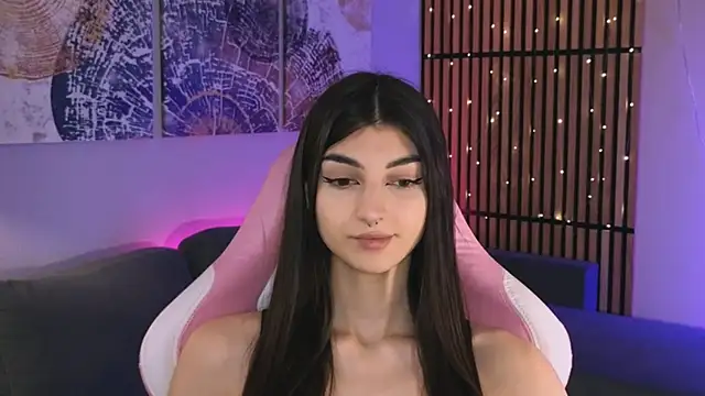 LilyShine  online show from February 20, 2:39 pm