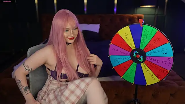 Snapshot of Rina_Pretty chatting on December 14, 3:28 pm Rina Pretty online show from December 14, 3:28 pm