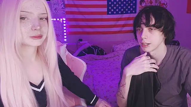 Snapshot of midnight_memories chatting on February 9, 12:58 am midnight memories online show from February 9, 12:58 am