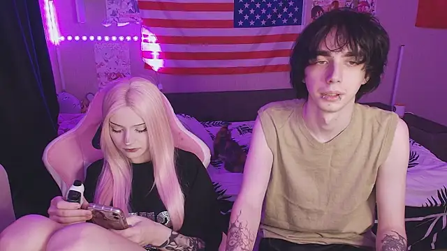 Snapshot of midnight_memories chatting on February 23, 6:05 pm midnight memories online show from February 23, 6:05 pm