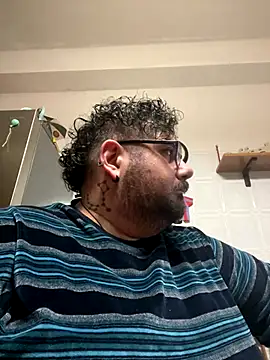 P0rco89 online show from January 8, 11:07 pm