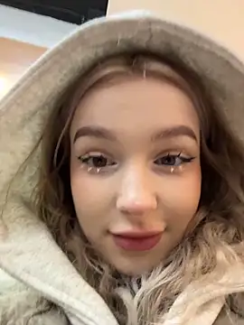 Snapshot of -teenytiny- chatting on December 17, 2:12 pm -teenytiny- online show from December 17, 2:12 pm