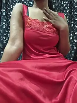 Rose1728 online show from March 2, 7:54 pm