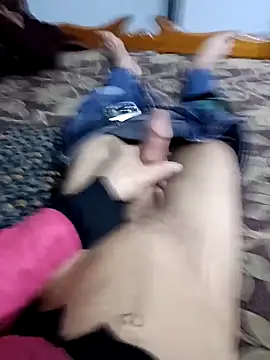 Snapshot of AnyBridge2 chatting on February 11, 10:59 pm AnyBridge2 online show from February 11, 10:59 pm