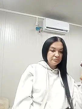 Snapshot of MeganBlueq chatting on January 8, 11:01 am MeganBlueq online show from January 8, 11:01 am