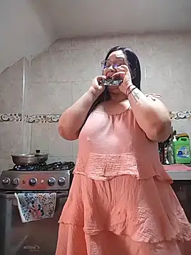 sharon G online show from May 18, 6:25 pm