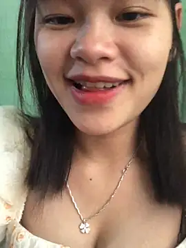 Snapshot of Pege-nii chatting on January 13, 3:56 am Pege-nii online show from January 13, 3:56 am