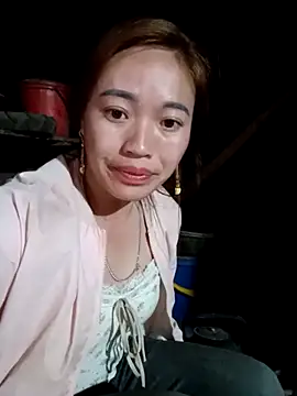 little-effy online show from February 10, 8:07 am