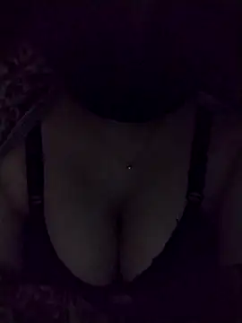 Snapshot of nosrat014 chatting on December 18, 6:03 pm nosrat014 online show from December 18, 6:03 pm