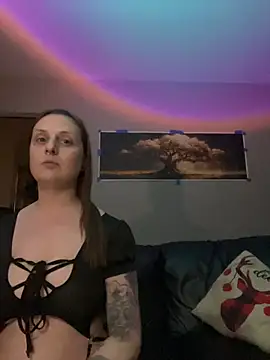 kingNQueen1211 online show from May 10, 8:41 am
