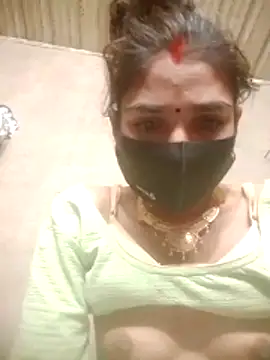 Laxmi9090 online show from February 13, 4:36 pm