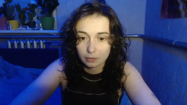 Snapshot of Angelik5371 chatting on April 11, 6:34 pm Angelik5371 online show from April 11, 6:34 pm