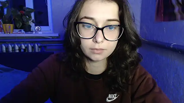 Snapshot of Angelik5371 chatting on April 22, 9:05 pm Angelik5371 online show from April 22, 9:05 pm