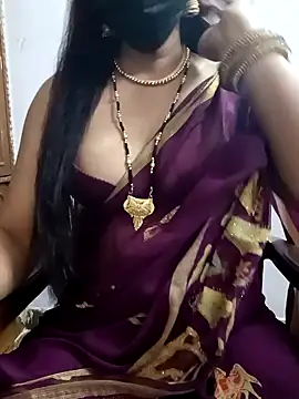 Snapshot of kusbu0077 chatting on February 22, 11:14 pm kusbu0077 online show from February 22, 11:14 pm