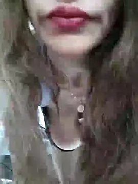 Snapshot of NovaMia chatting on December 15, 7:23 am NovaMia online show from December 15, 7:23 am