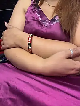 butterflyslay online show from February 8, 2:59 am