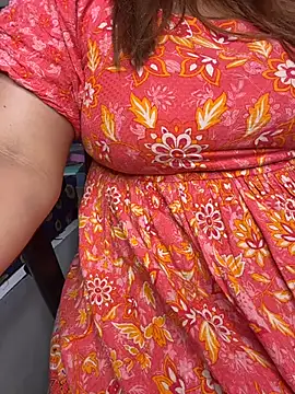 butterflyslay online show from February 24, 5:55 pm