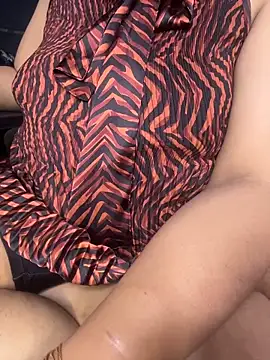 butterflyslay online show from March 19, 4:11 pm