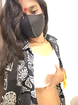 Snapshot of jaanvi-Rani chatting on June 22, 3:47 am jaanvi-Rani online show from June 22, 3:47 am