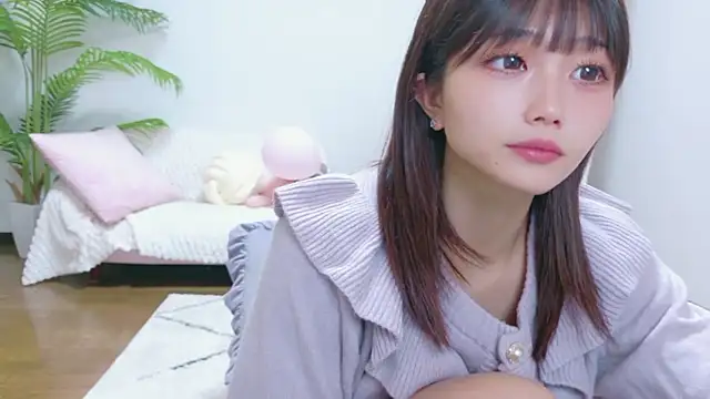 ayu-jpnk online show from December 16, 3:50 pm