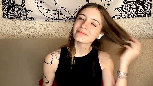 Snapshot of Shining_Robi chatting on December 17, 12:44 pm Shining Robi online show from December 17, 12:44 pm