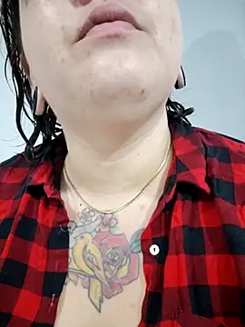 Divine Pouvoir online show from January 18, 11:36 am