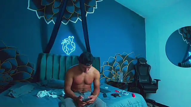 Snapshot of MagnusKnight_ chatting on January 7, 7:49 pm MagnusKnight online show from January 7, 7:49 pm