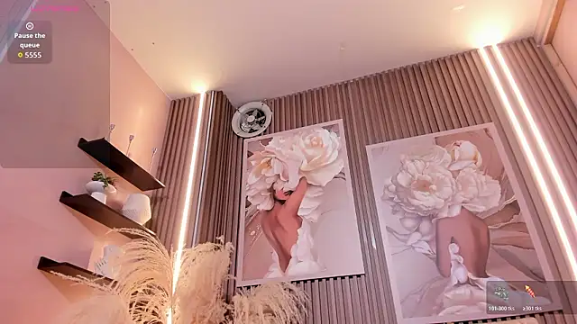 Snapshot of Sensual_shannell chatting on February 20, 2:52 am Sensual shannell online show from February 20, 2:52 am