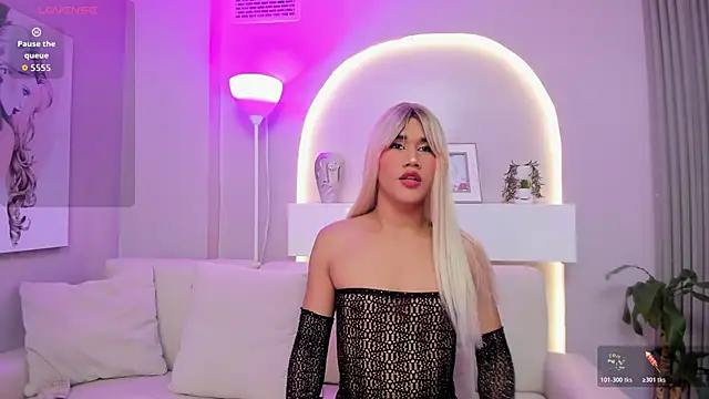 Sensual shannell online show from April 5, 1:03 am