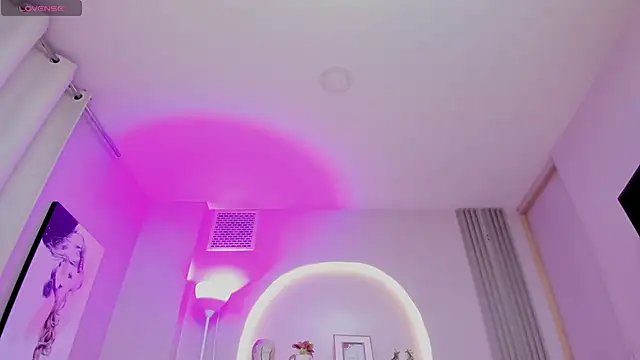 Sensual shannell online show from April 12, 2:49 am