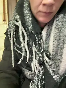 dein traumchen online show from January 16, 5:28 pm