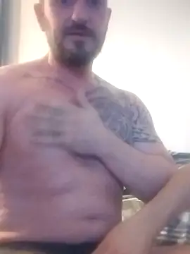 Tonybp84 online show from December 15, 8:18 am