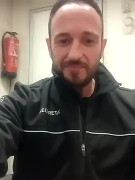 Tonybp84 online show from December 18, 1:55 am