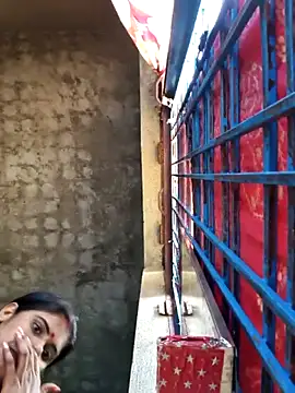 Sexy Rajkumari123 online show from March 23, 11:25 am