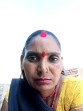 Snapshot of Mohni_pal chatting on December 16, 4:39 am Mohni pal online show from December 16, 4:39 am