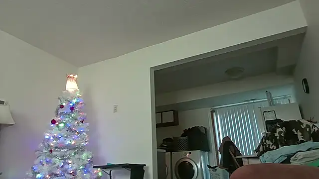 dixielover1229 online show from December 17, 3:07 pm