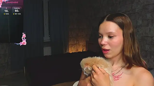 Cara Sweet1 online show from May 28, 6:38 pm