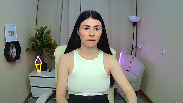 Snapshot of MilaSecret55 chatting on March 6, 7:16 am MilaSecret55 online show from March 6, 7:16 am