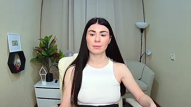 Snapshot of MilaSecret55 chatting on March 7, 7:38 am MilaSecret55 online show from March 7, 7:38 am