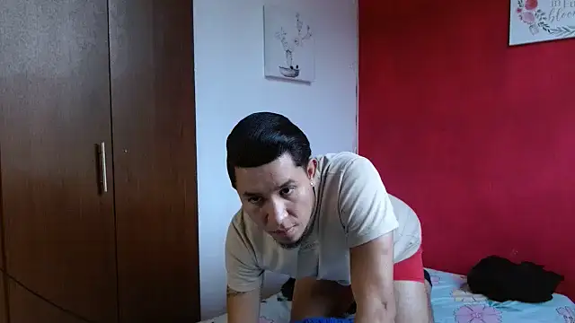 top jax1 online show from February 18, 11:01 pm