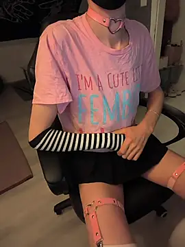 Femboitea-official online show from April 10, 9:52 pm