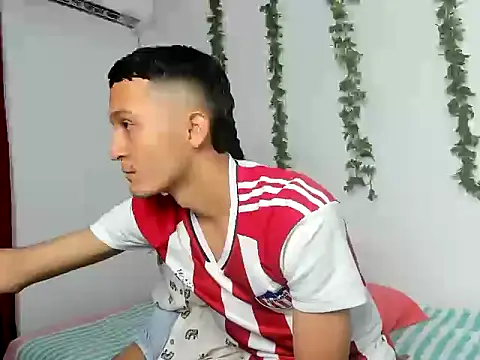 Snapshot of Shsexi_hot chatting on December 17, 2:45 pm Shsexi hot online show from December 17, 2:45 pm