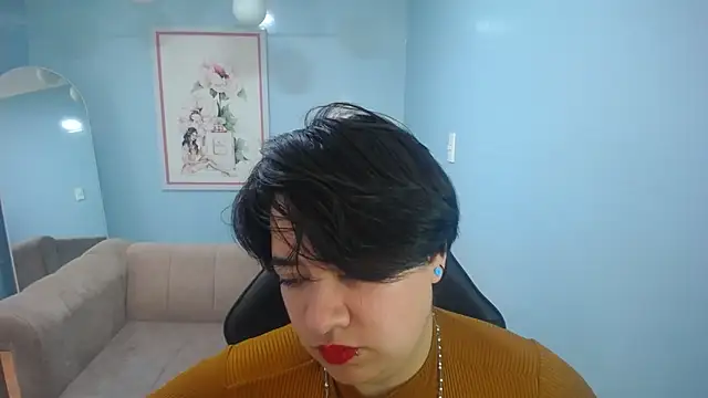 Snapshot of samythomas_t chatting on December 16, 2:27 am samythomas t online show from December 16, 2:27 am