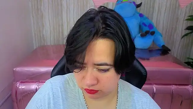 samythomas t online show from February 12, 7:42 pm