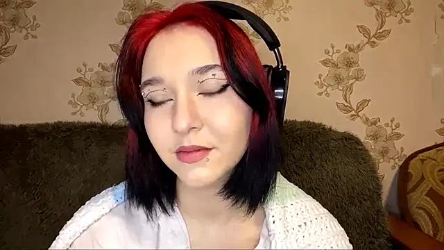 Snapshot of EmilyVeiro chatting on January 9, 5:04 pm EmilyVeiro online show from January 9, 5:04 pm