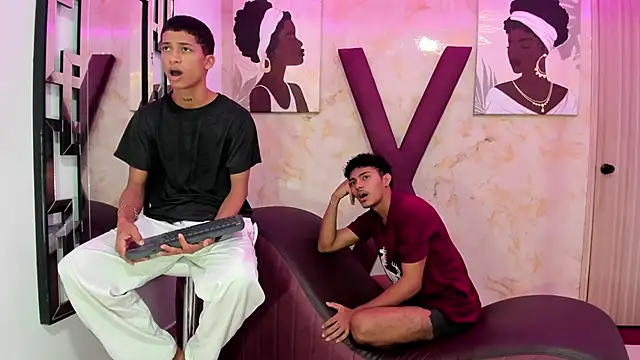 DIAMOND BLACKS online show from December 23, 7:17 am