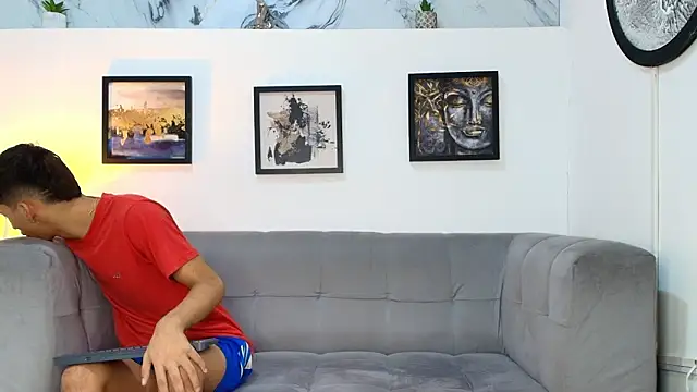 DIAMOND BLACKS online show from March 6, 7:49 am