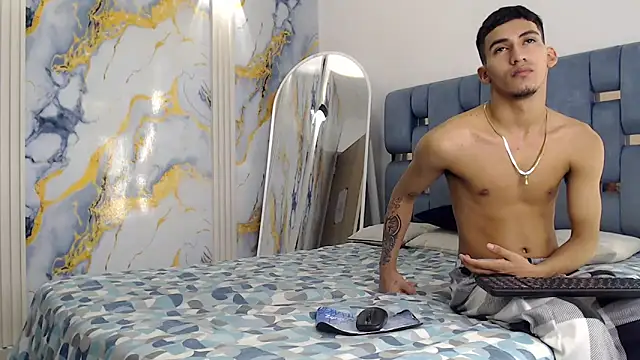 DIAMOND BLACKS online show from April 12, 7:35 am