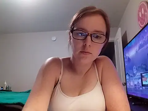 Snapshot of redremmi chatting on February 2, 10:19 pm redremmi online show from February 2, 10:19 pm